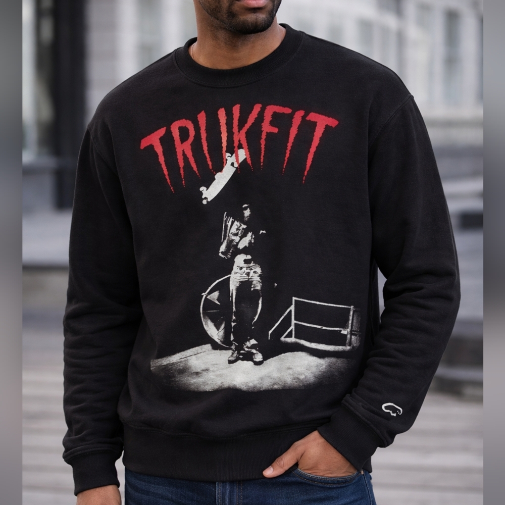 Trukfit Respect Few Men’s Graphic Crewneck Sweater Black Red Size L NWT